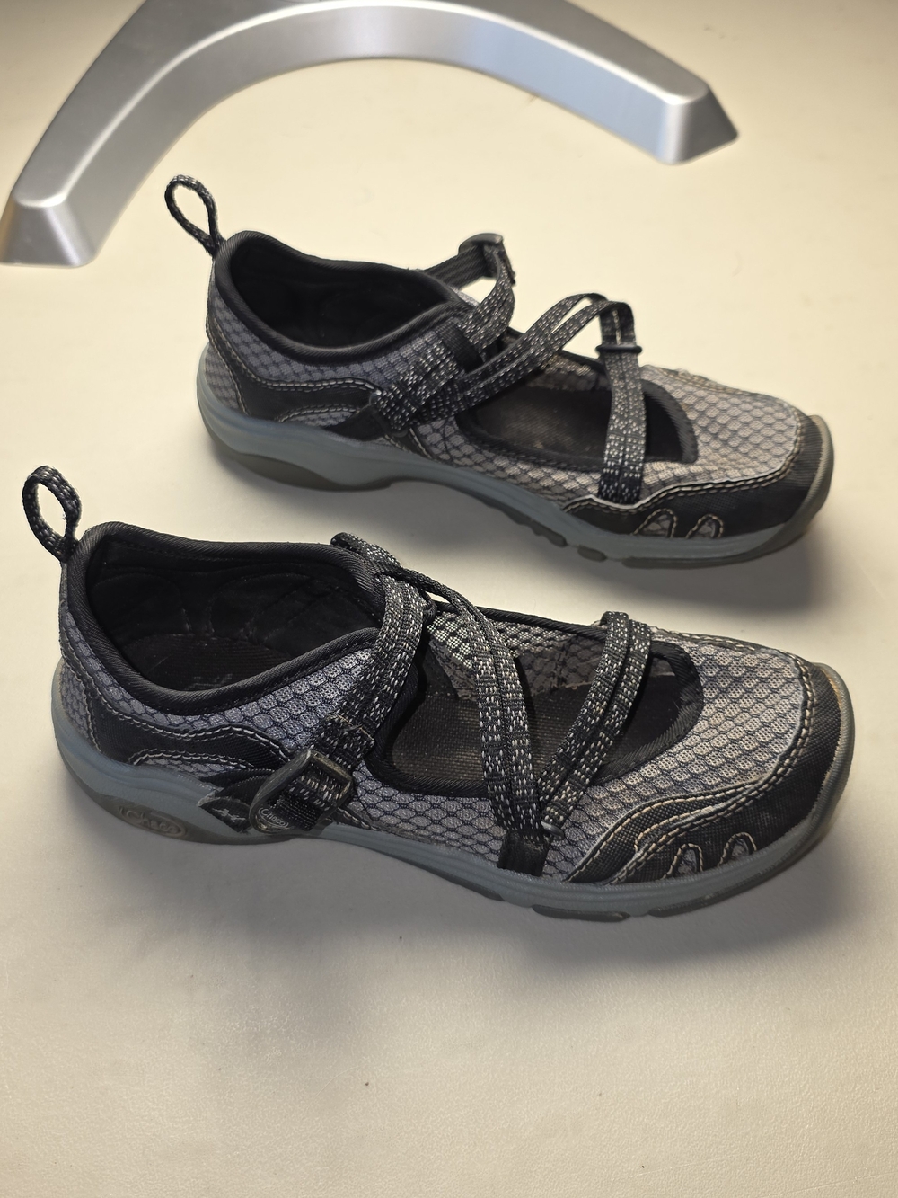Chaco Outcross Evo MJ Size 6